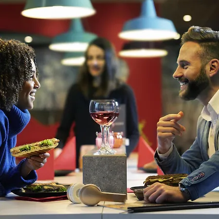 Ibis Paris Hotel Gennevilliers