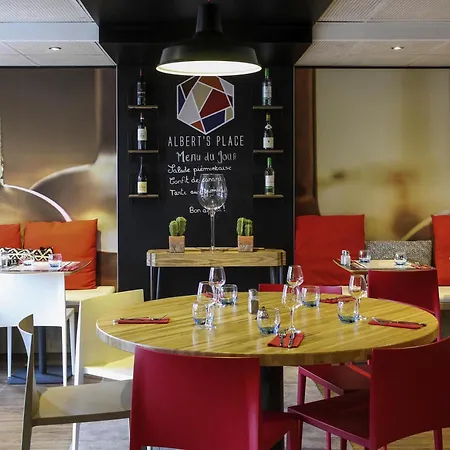 Hotel Ibis Paris 3*