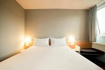 Ibis Paris Hotel Gennevilliers