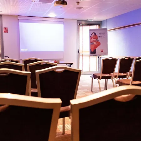 Ibis Paris Hotel 3*
