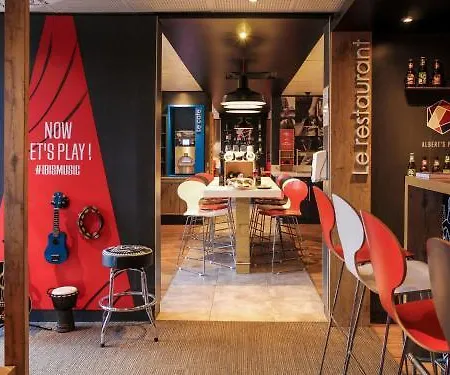 Hotel Ibis Paris 3*