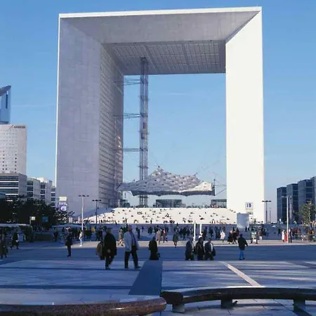Ibis Paris Hotel 3*