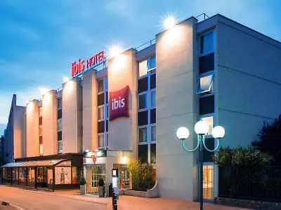 Ibis Paris Hotel