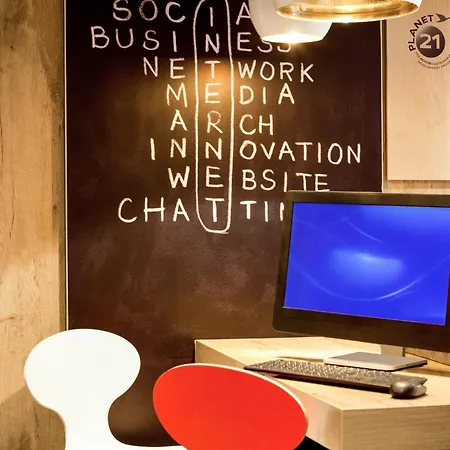 Ibis Paris ז'נווילייה
