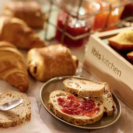 Hotel Ibis Paris 3*